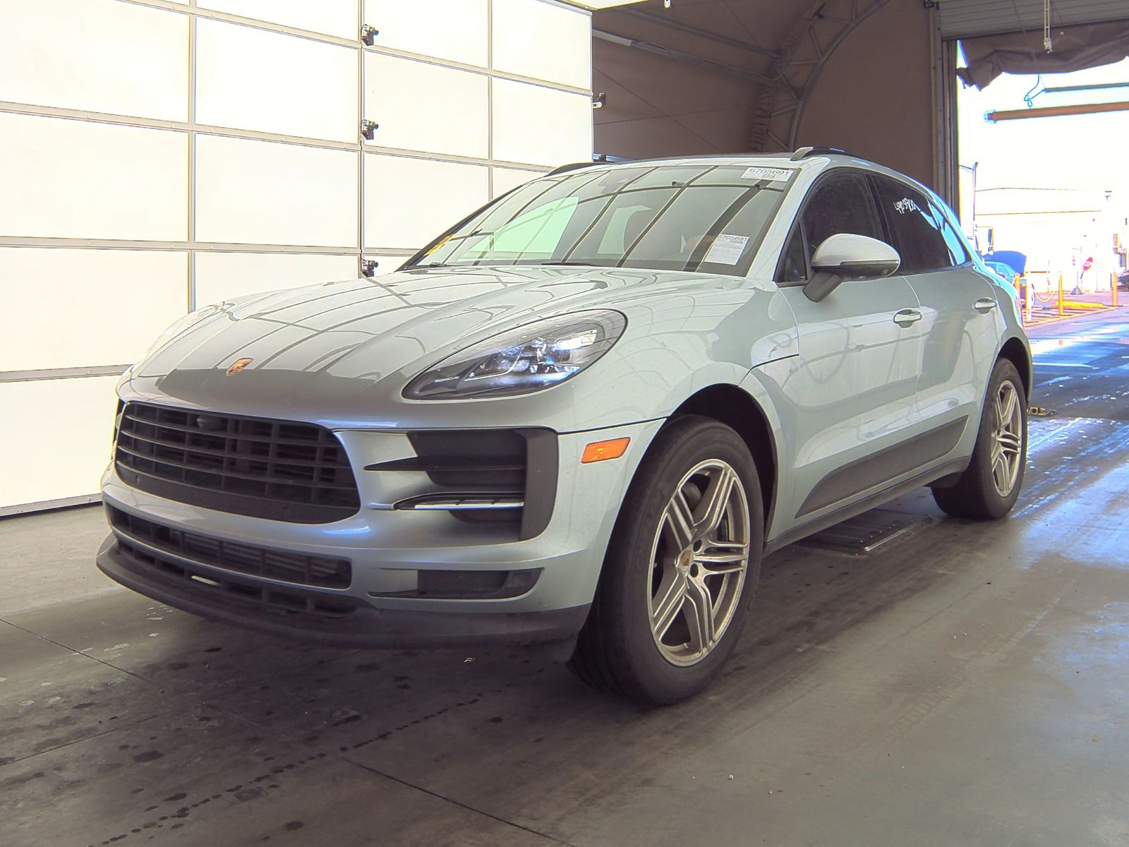 2021 Porsche Macan AWD